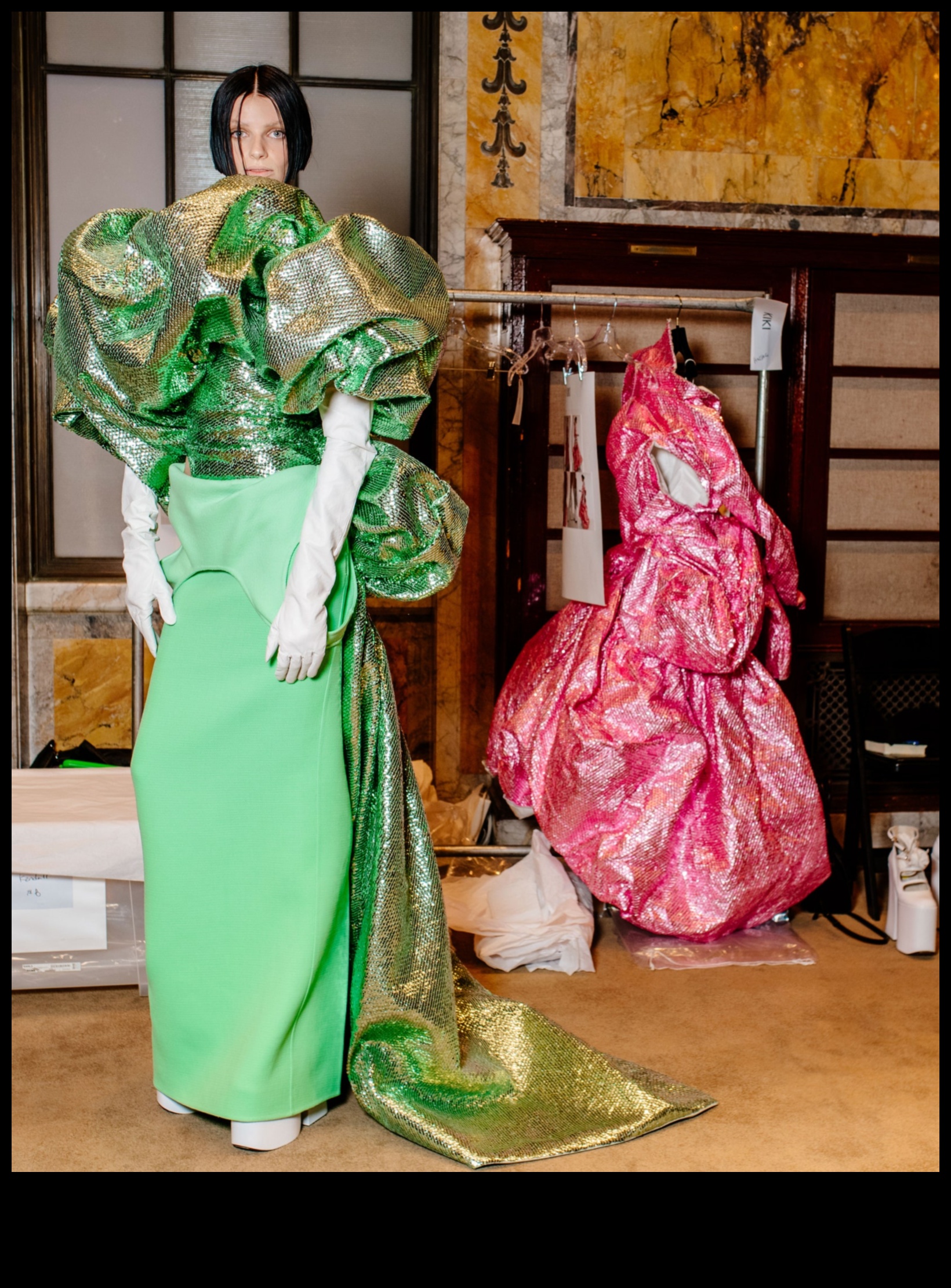 Future Forward: Μοντέρνα ρούχα που οδηγούν την εξέλιξη της μόδας