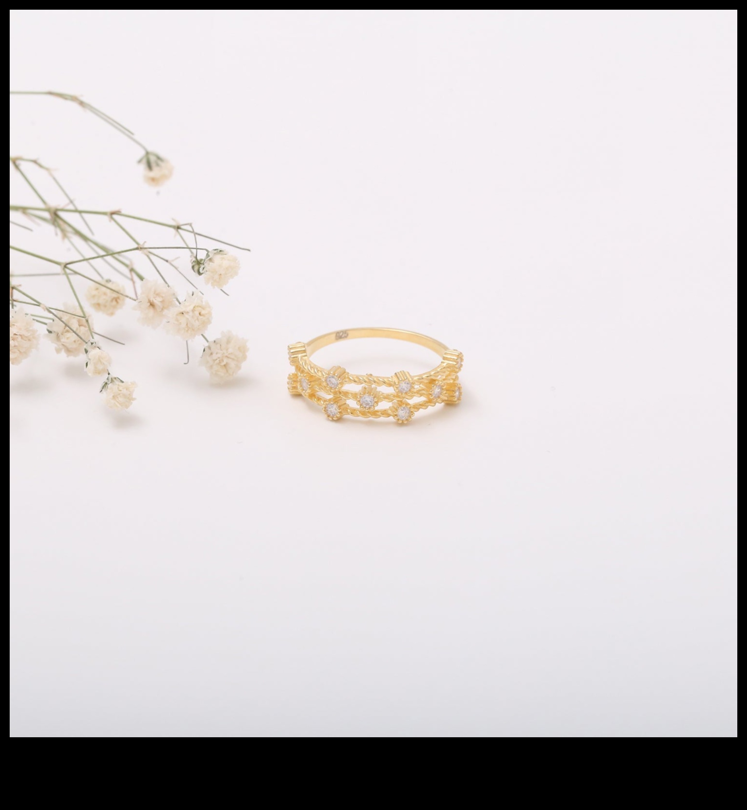 Radiant Reverie: Μεταμορφώστε το στυλ σας με διαχρονικό χρυσό