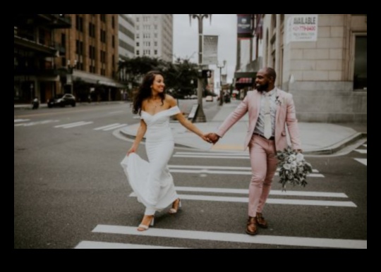 Έξυπνος γάμος με χρήματα: Δημιουργία αγάπης με προϋπολογισμό