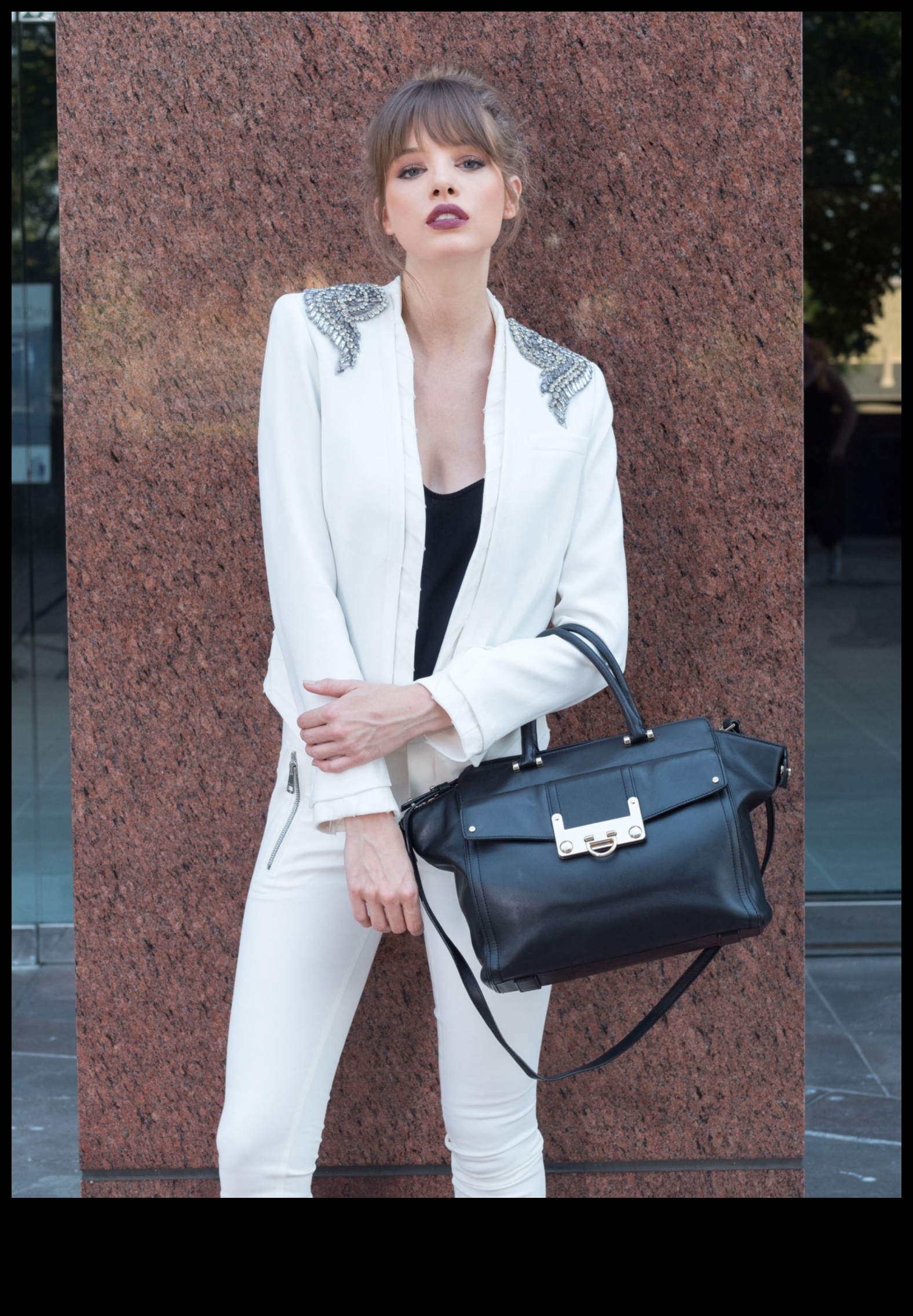 Gentleman's Glam: Απελευθερώστε τη δύναμη των ανδρικών κοσμημάτων