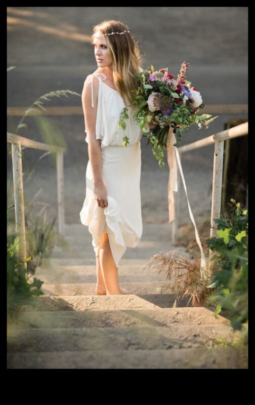 Barefoot Bohemian: Unfortlessly Elegant Wedding Attires
