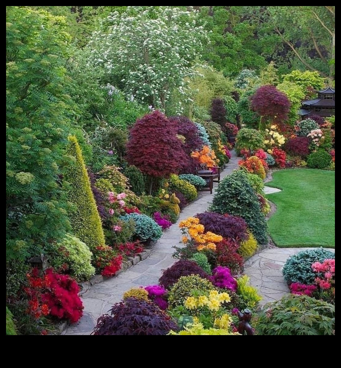 Glamorous Gardens: Bloom in Beauty with Our Garden-Inspired Anklets